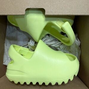 Adidas Yeezy Slide Infant in Green